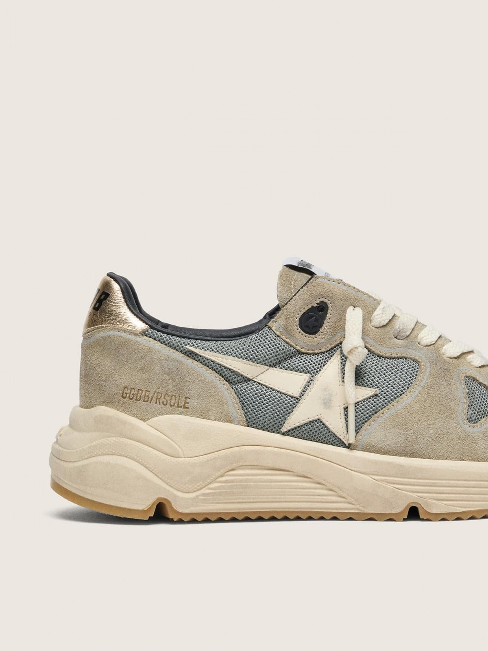 Running Sole in gray suede with white star and white heel tab