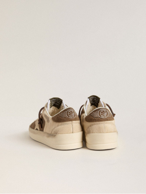 Women’s Stardan in military-green suede and beige pony skin with beige suede star